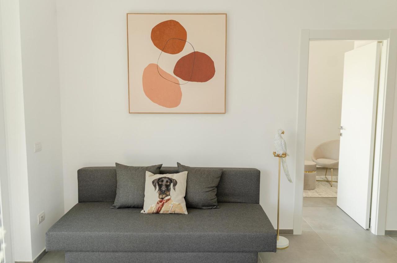 Apartament Apulialux - Exclusive And Modern City View, Private Parking Bari Zewnętrze zdjęcie