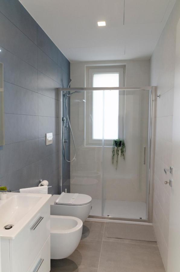 Apartament Apulialux - Exclusive And Modern City View, Private Parking Bari Zewnętrze zdjęcie
